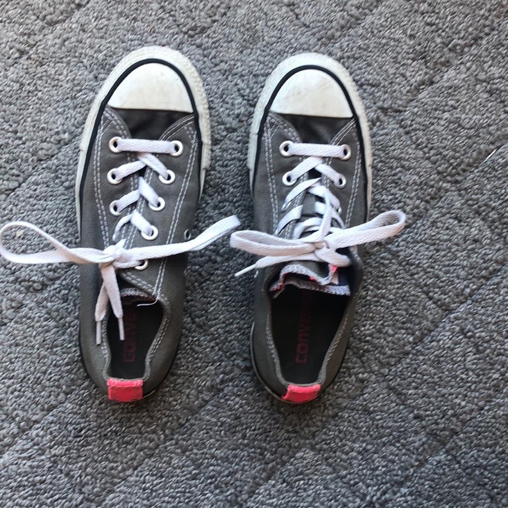 Gray a pink shoes